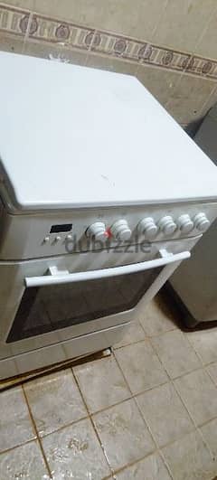 Electric Grill , oven and 4 Stoves