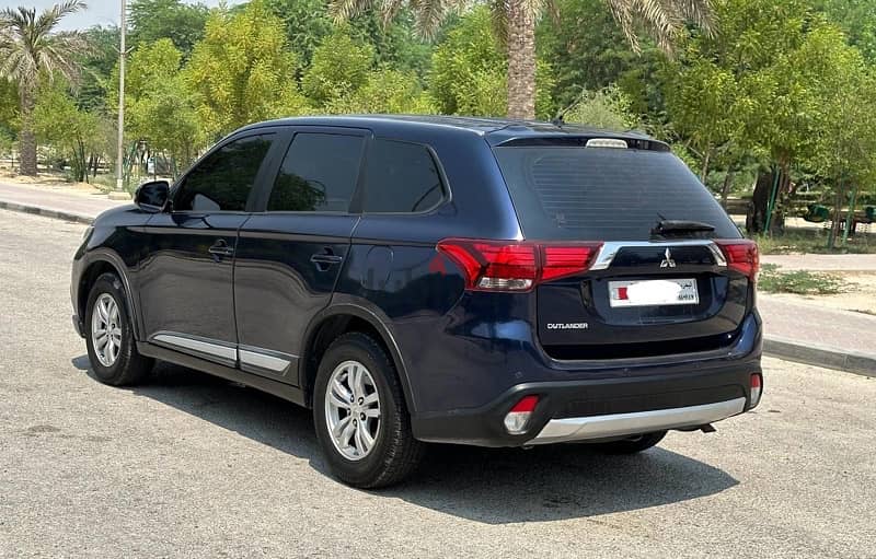 Mitsubishi Outlander 2016 3