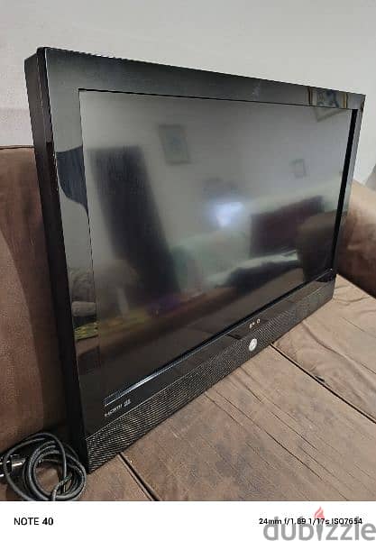 tv 42 inch 2