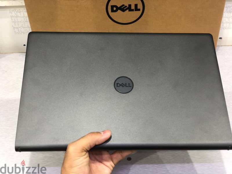 DELL 11th Gen Core i5 Touch Laptop 15.6" FHD 16 GB RAM+256 GB M. 2 SSD 4