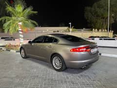 Jaguar XF 2012