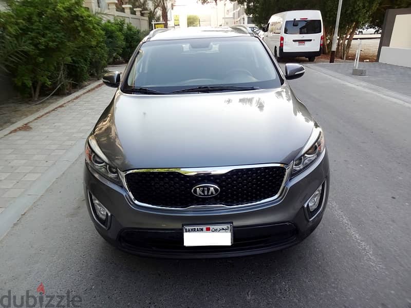 Kia Sorento 3.3 L 2016 Grey V6 7 Seat AWD Well Maintained Urgent Sale 4