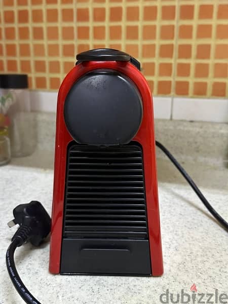 nespresso essenza mini coffee machine 4