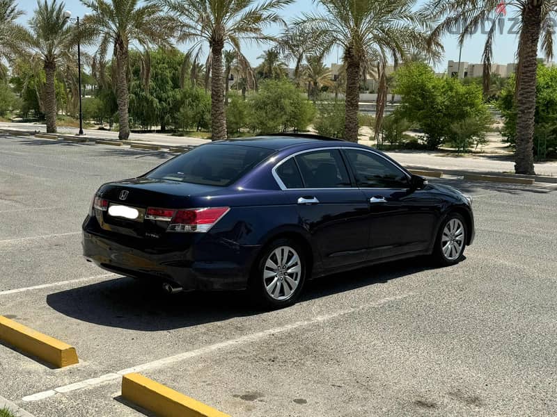 Honda Accord 2011 blue 5