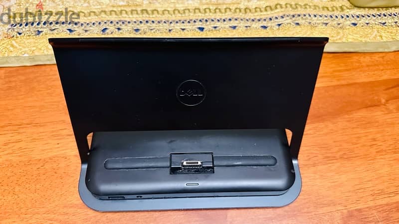 Dell venue pro laptop Tablet with i5 processor and touch screen 4