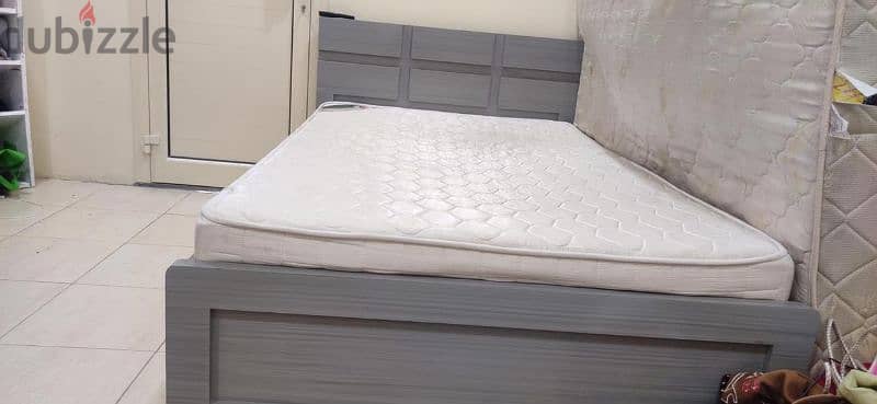 bed with mattress 4