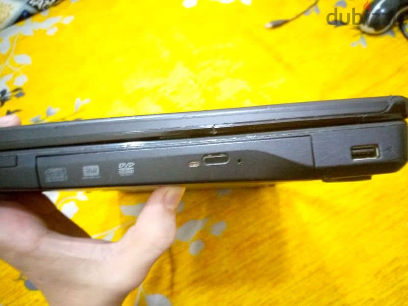 Dell Inspiron 1545 for sale 4 GB ram and 128 Gb SSD 5