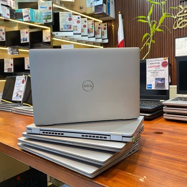 Dell Latitude 5320 3