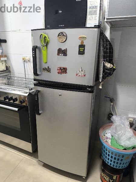 WORKING CONDITION FRIDGE FOR SALE 0