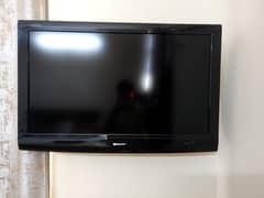 SHARP 32 INCH LCD TV