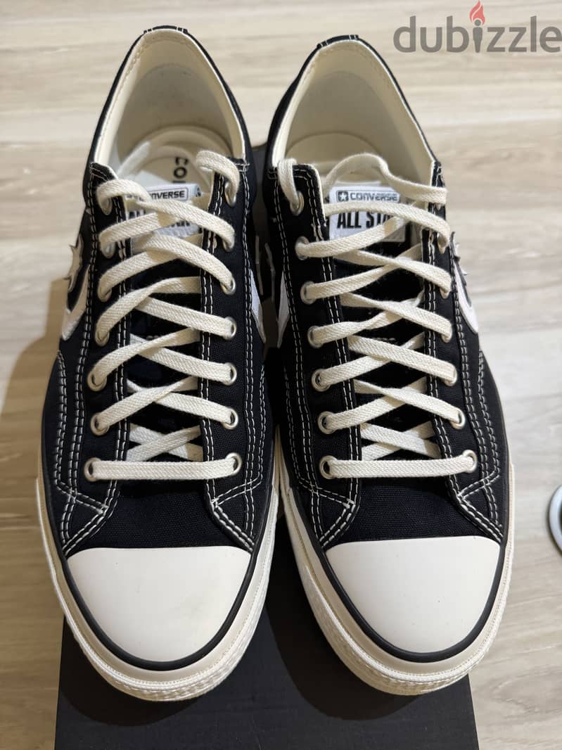 For sale new Converse men's shoes 2