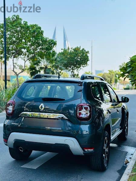 Renault Duster 2020 New Edition. Full option button start. company servi 8