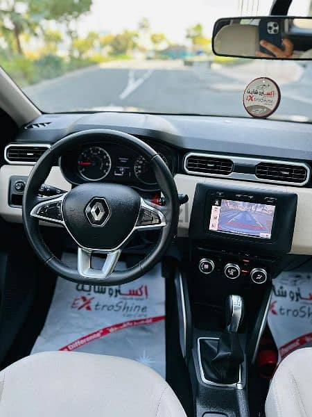 Renault Duster 2020 New Edition. Full option button start. company servi 18