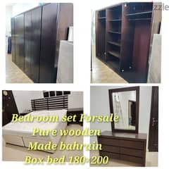 bedroom set for sale call WhatsApp 34439020