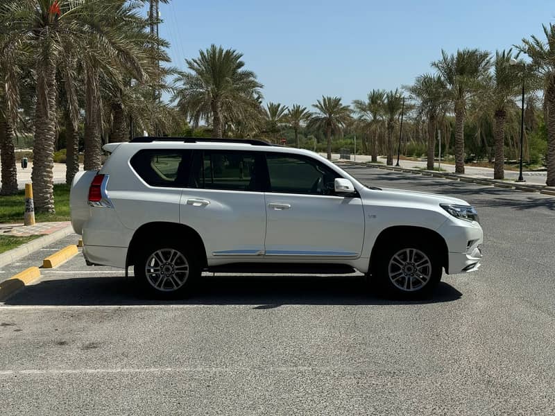 Toyota Prado TX-L 2018 WHITE 2