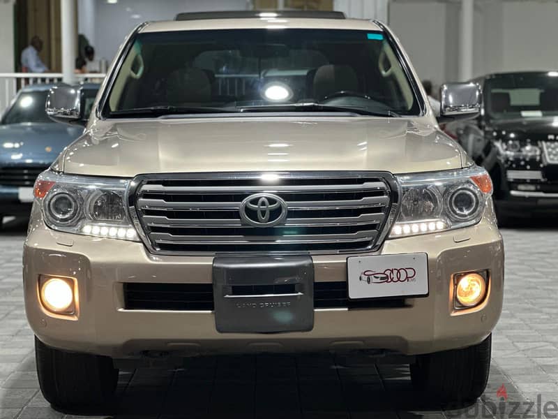 Toyota Land Cruiser 2010 1