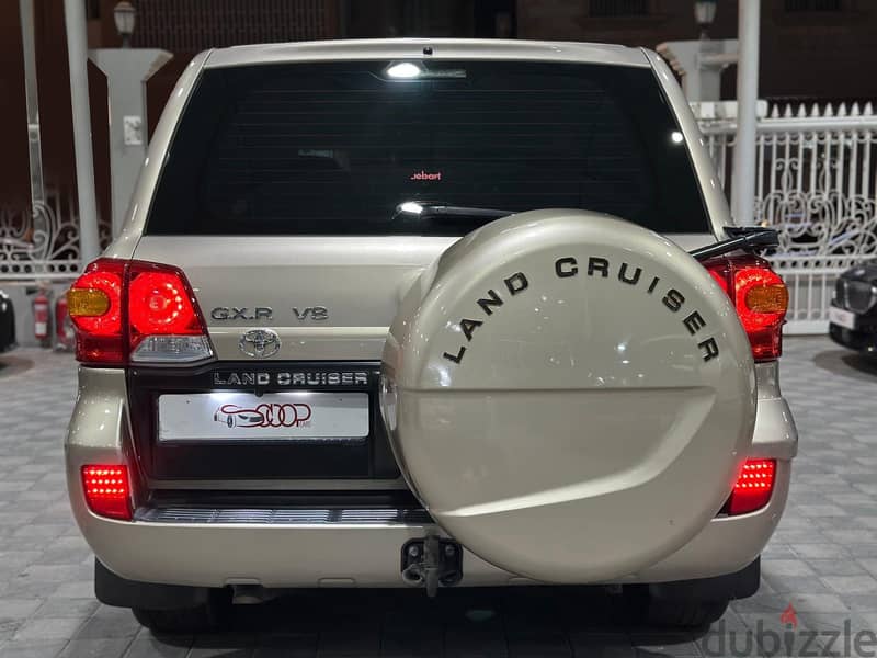 Toyota Land Cruiser 2010 8