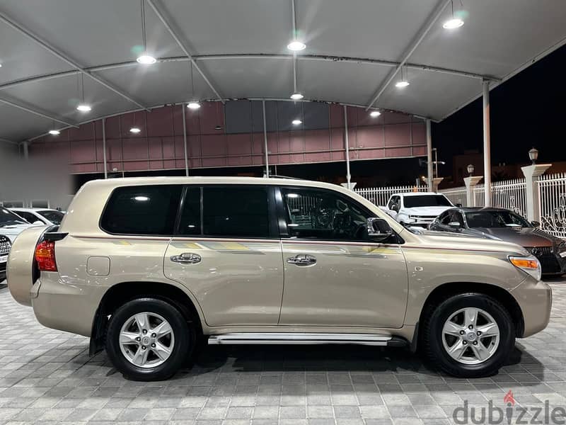 Toyota Land Cruiser 2010 10