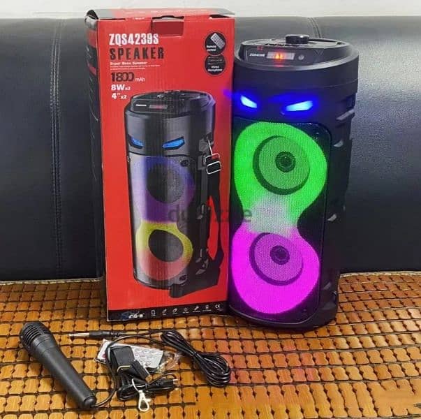 Rainbo wireless Bluetooth speaker with mic and remote 0