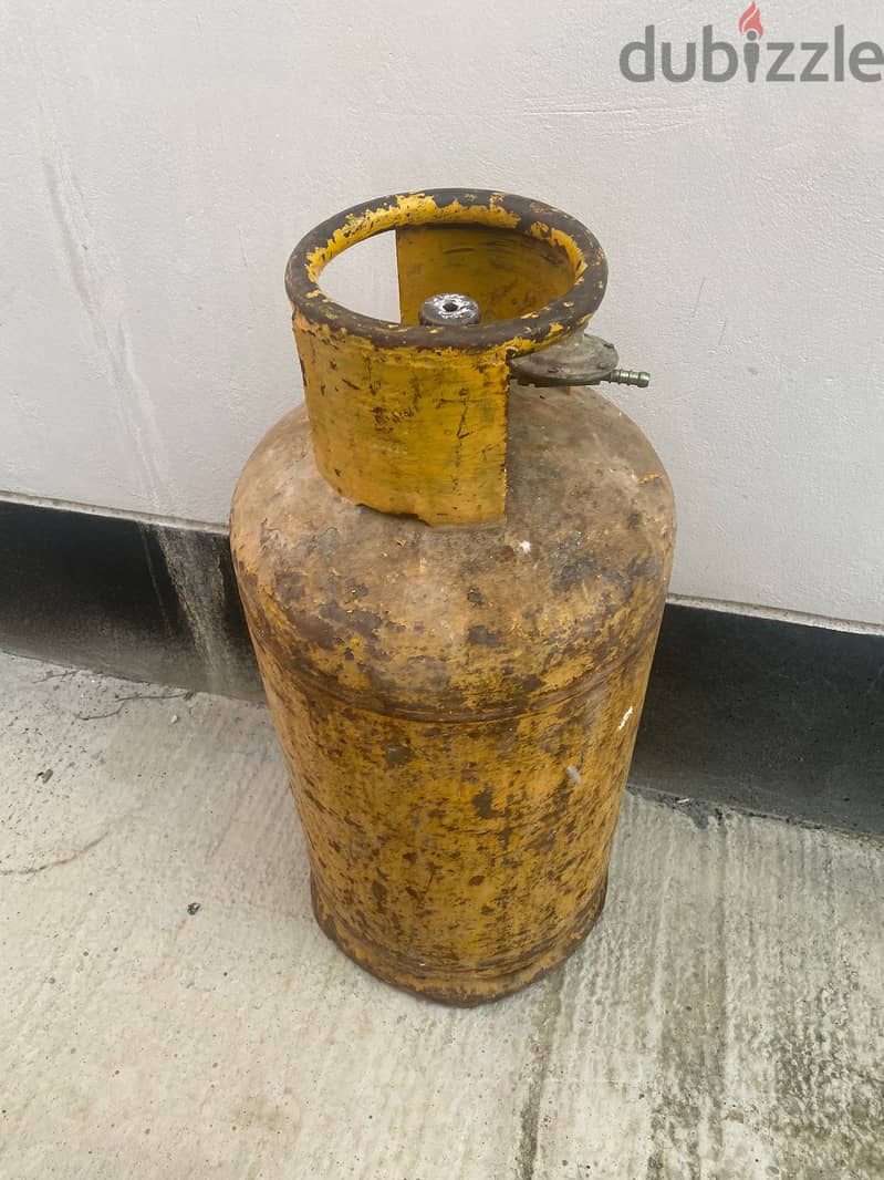 Gas Cylinder 2