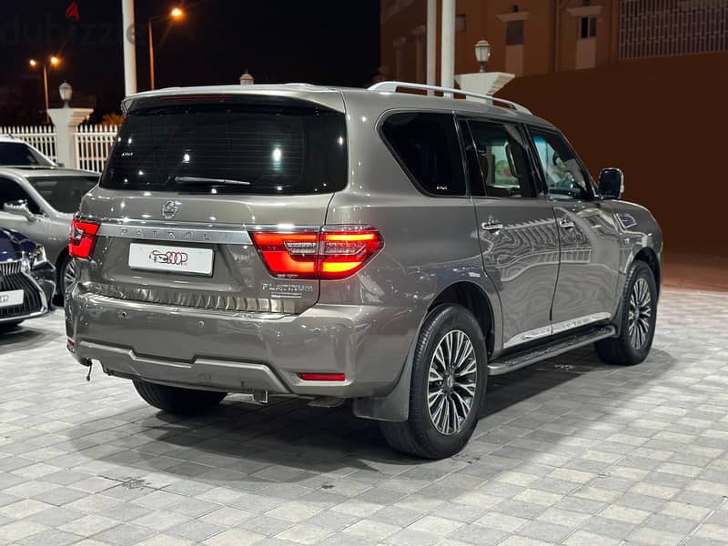 Nissan Patrol 2015 platinum 2