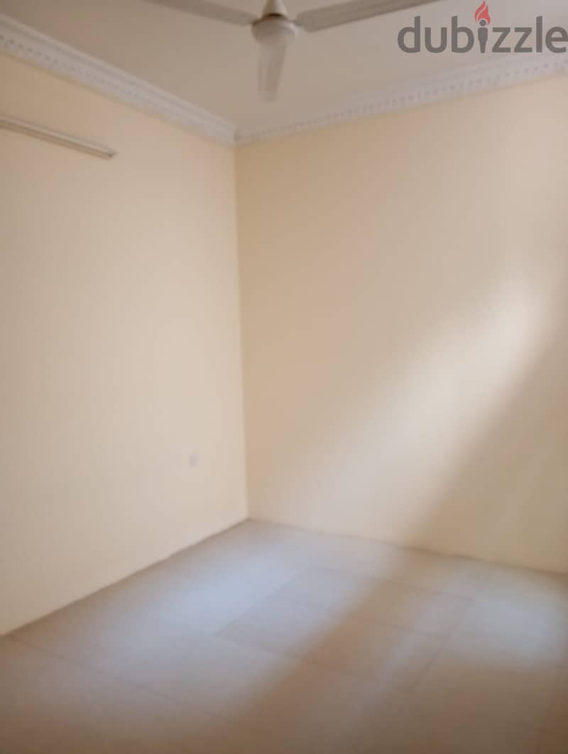 2 BEDROOM FLAT FOR RENT 6