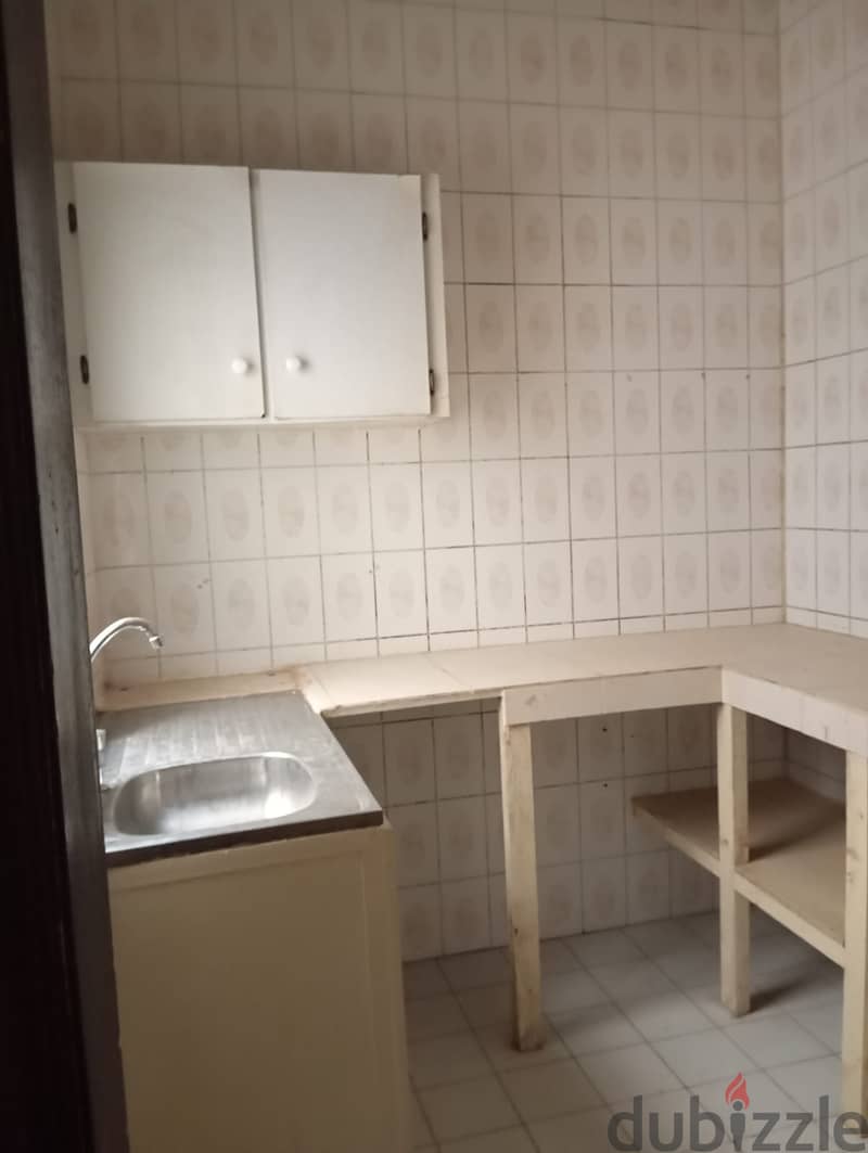 2 BEDROOM FLAT FOR RENT 7