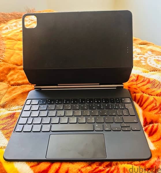 Apple Magic Keyboard  11 inch 2