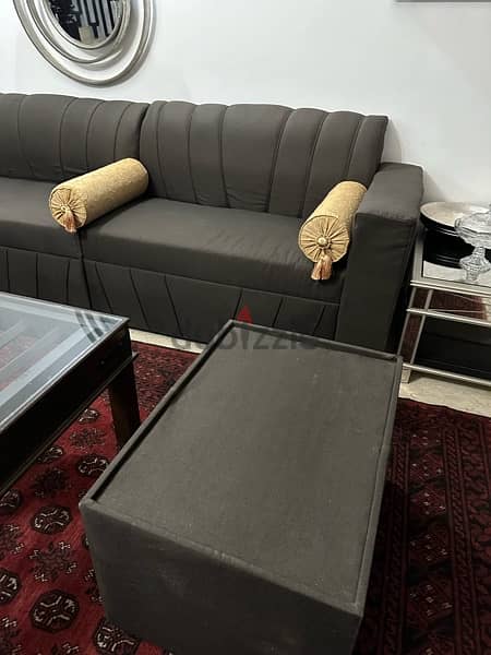 furniture in excellent condition 6