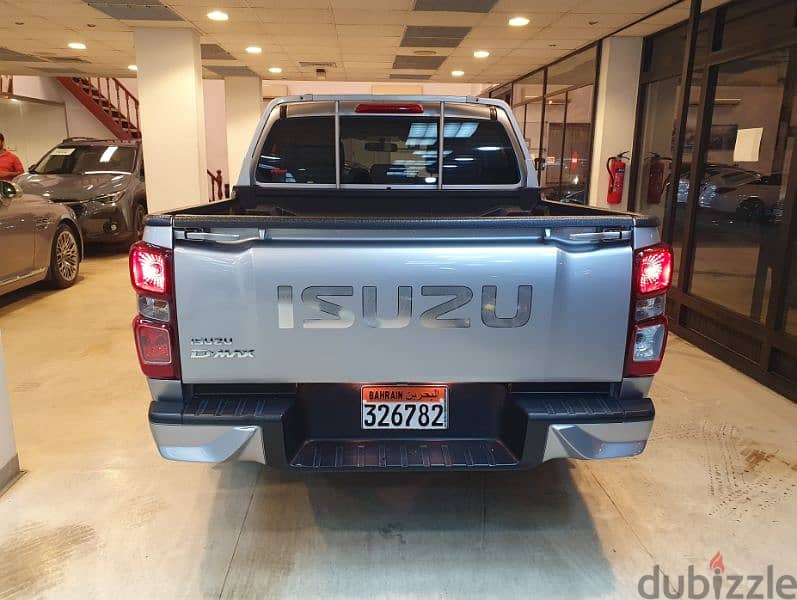 Isuzu D-Max 2022 9