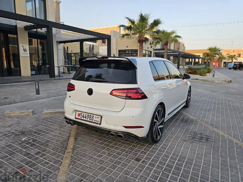 Volkswagen Golf R 2018 3