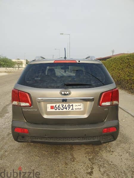 Kia Sorento 2011 13