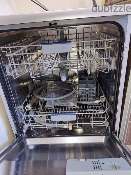 Samsung Digital Dishwasher, Same New 3