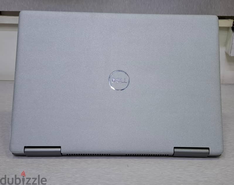 DELL Convertible Touch 8th Generation 2 In 1 Laptop + Tablet M. 2 512GB 9