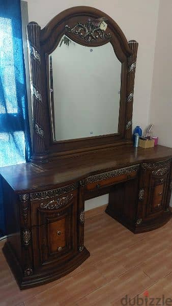 furniture,cupboard,bed, mattress,dining table, sofa,microwave,vacuum 3