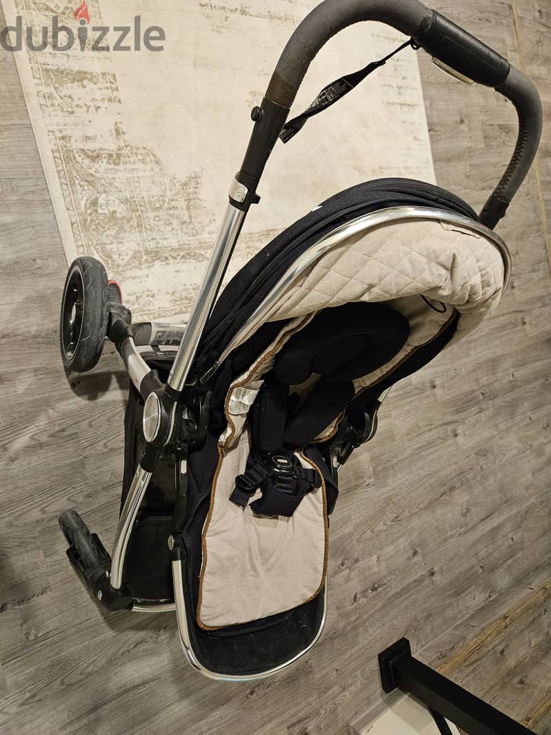 Stroller and car seats 1