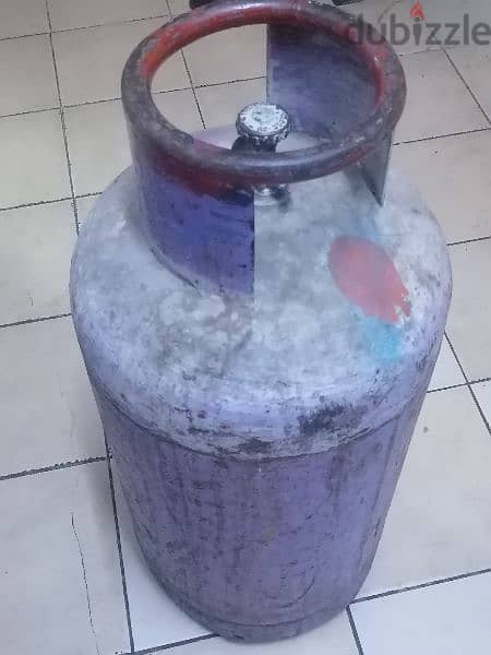 Gas Cylinder 0