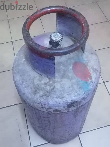 Gas Cylinder 1