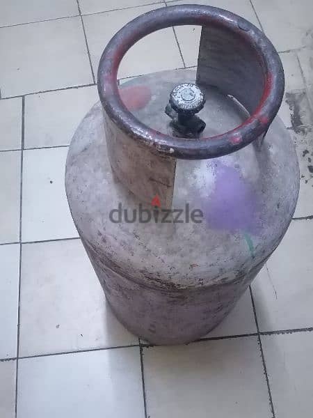 Gas Cylinder 2