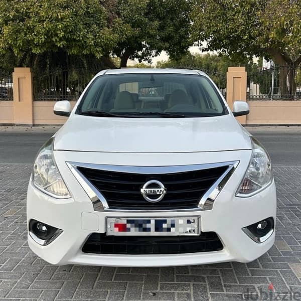 Nissan Sunny 2022 4