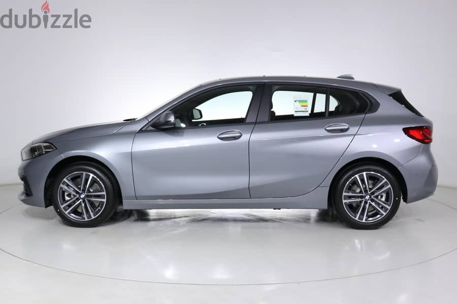 BMW 1-Series 2022 1