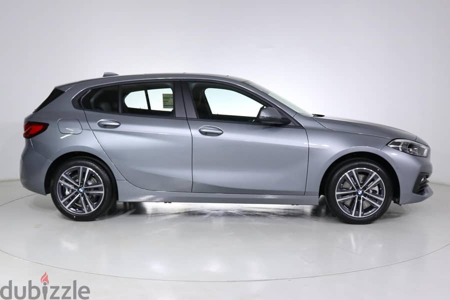 BMW 1-Series 2022 5