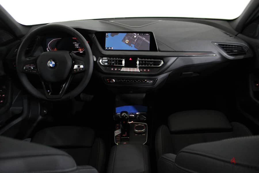 BMW 1-Series 2022 11