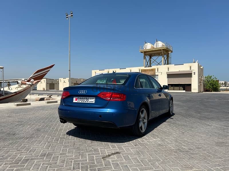 Audi A4 2011 5