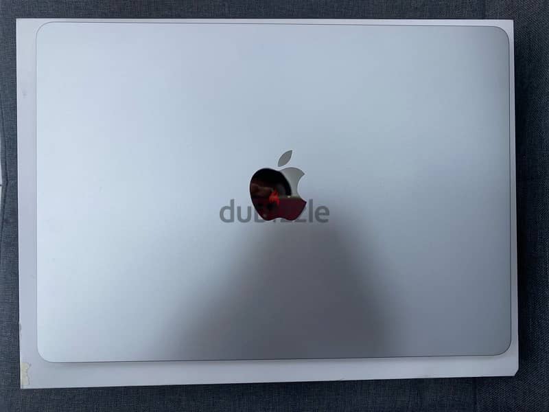 Used MacBook Air 13inch M3 256GB 1