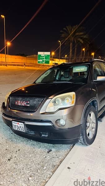 GMC Acadia 2011 1