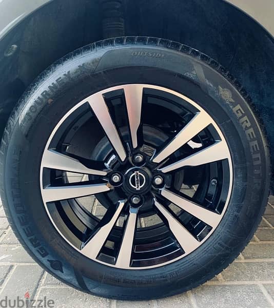 Nissan Kicks in Excellent Condition 4