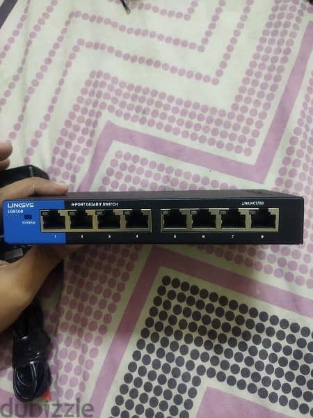 Linksys switcher model no LGS108V2 1