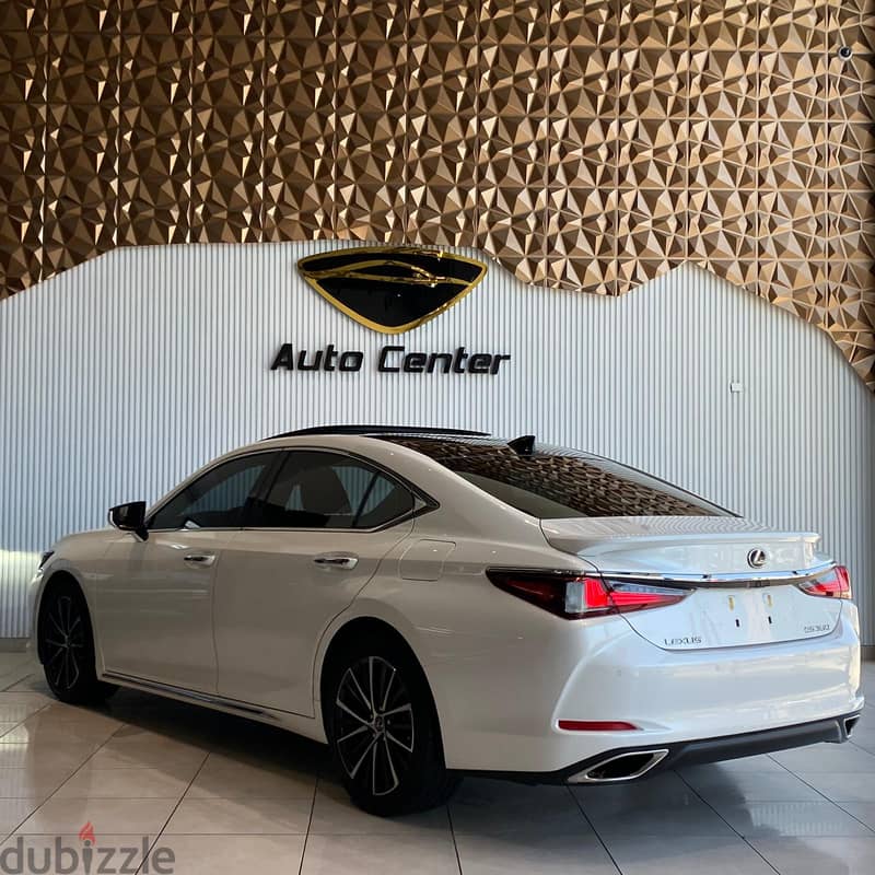 Lexus ES-Series 2023 350 4