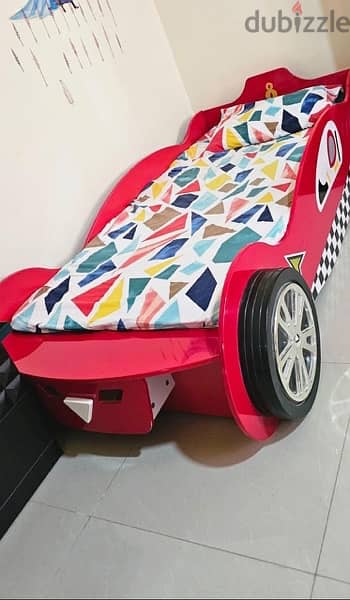 children’s Car bed 1